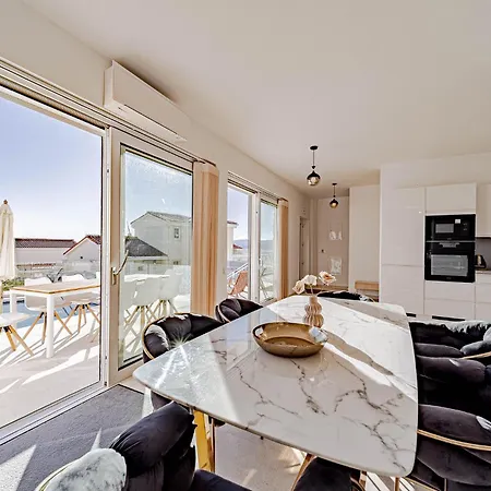 Holiday home In With Wifi Orebic